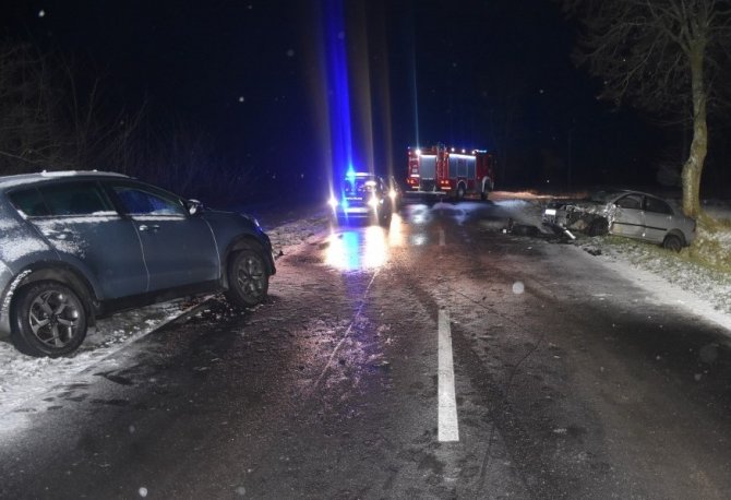 Polonya’da Sarhoş Rahip Kaza Yaptı: 3 Yaralı