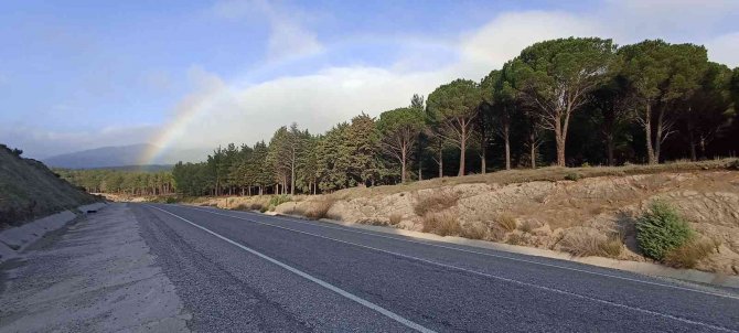 Kazdağları’nda Bulut Geçişlerinde Ortaya Çıkan Gökkuşağı Beğeniyle İzlendi