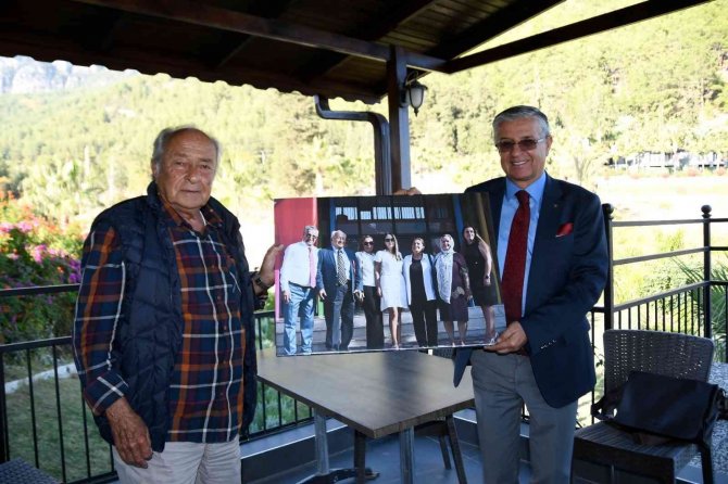 Kemer Belediyesi Eğitim Desteğinden Taviz Vermiyor