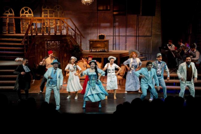 İ̇zmir, Radyo-yu Hümayun’u Çok Sevdi