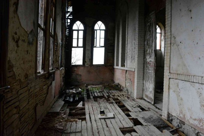 149 Yıllık Amerikan Koleji Dönemin İzlerini Taşıyor