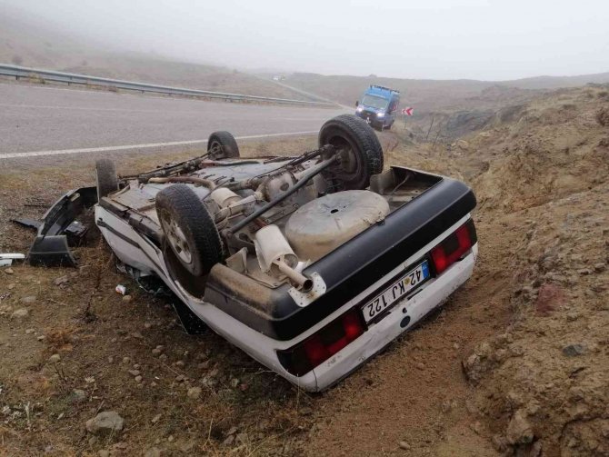 Kontrolden Çıkan Otomobil Takla Attı: 1 Yaralı