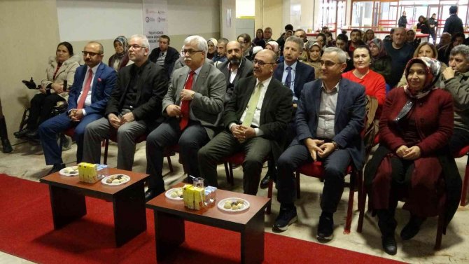 Kütahya’da Taş Ve Gümüş Takıya Dönüştü