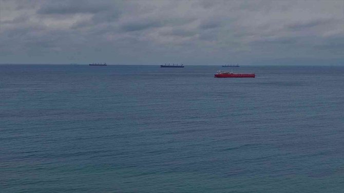 Marmara Denizi Ulaşımına Poyraz Engeli