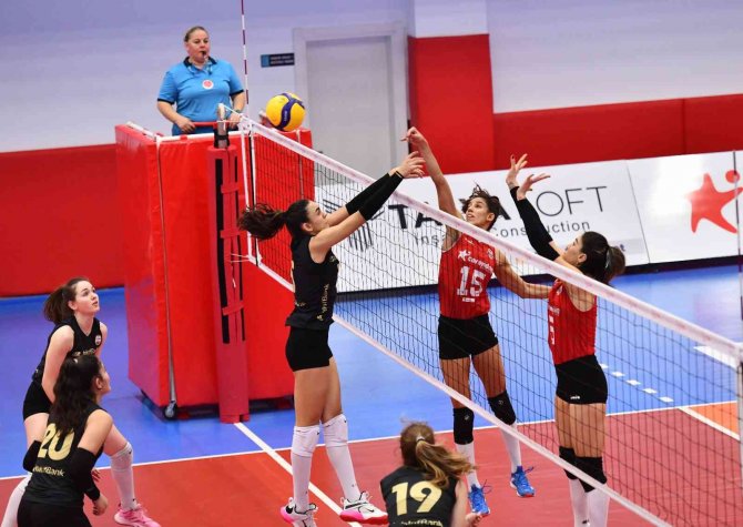 Muratpaşa, İ̇lk Yarıyı Galibiyetle Kapattı