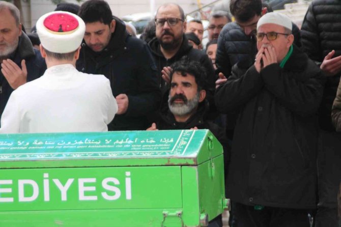 Alpaslan Özmol’un Annesi, Son Yolculuğuna Uğurlandı