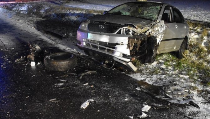 Polonya’da Sarhoş Rahip Kaza Yaptı: 3 Yaralı