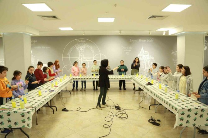 Geleceğin Bilim İnsanları Esenler’de Yetişiyor
