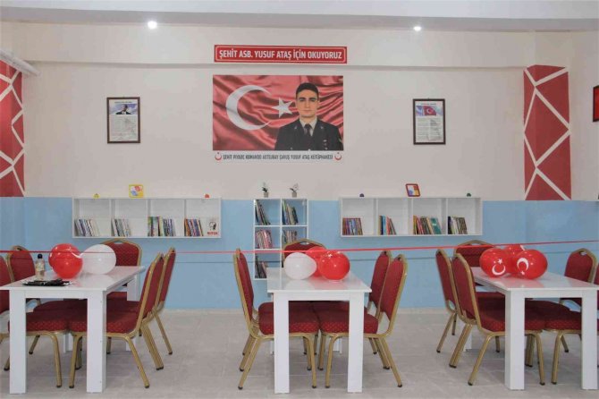 Şehit Yusuf Ataş’ın İsmi Okuduğu Okulun Kütüphanesinde Yaşatılacak