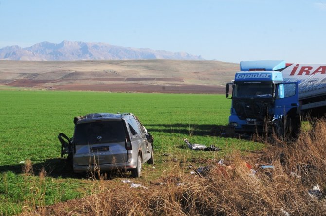 Cizre’de Feci Kaza: Hurdaya Dönen Araçta 4 Ölü, 2 Yaralı