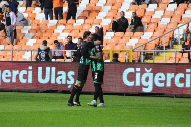 Denizlispor Deplasmanda 3 Golle Kazandı