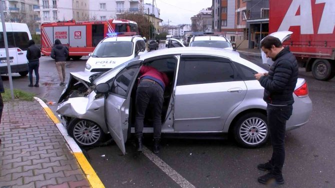 Sultanbeyli’de Polisten Kaçıp Yaralı Halde Bina Bahçesine Saklandı