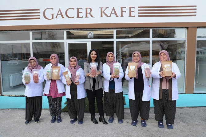 Develi Kadın Girişimi Üretim Ve İ̇şletme Kooperatifi’nde Üretim Başladı