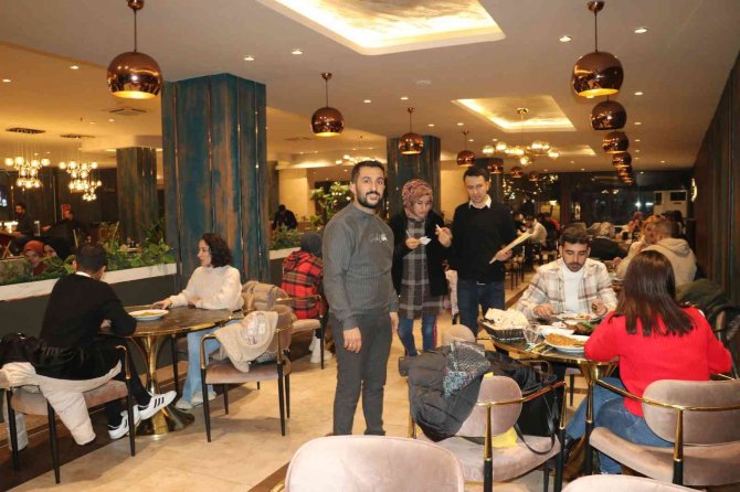 Etçi Sinan Usta Restorana Yoğun İlgi