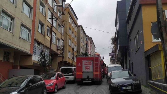 Güngören’de 5 Katlı Binada Yangın Paniği