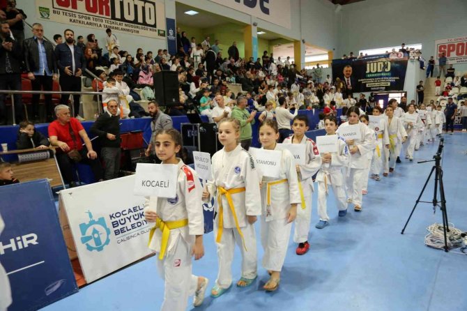 Kocaeli’de Judo Şampiyonası Heyecanı Yaşandı