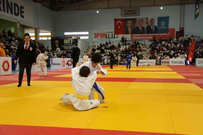 Kocaeli’de Judo Şampiyonası Heyecanı Yaşandı