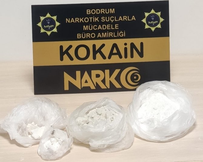 Şüpheli Şahıslardan 340 Gram Uyuşturucu Madde Ele Geçirildi