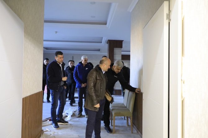 Ağrı Valisi Varol, Polisevinde İncelemelerde Bulundu