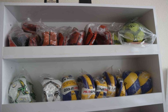 Bitlisli Futbolcudan Vefa Örneği