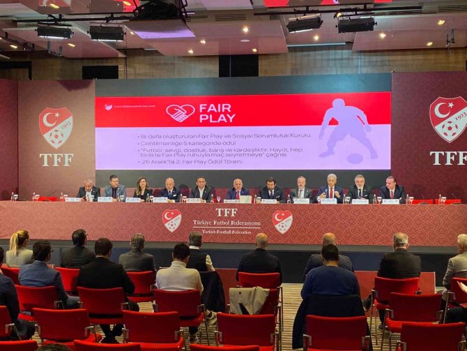 Tff Başkanı Mehmet Büyükekşi: “Hakemin Yanına Fazladan Gelen Oyuncuya Para Cezası Vereceğiz”