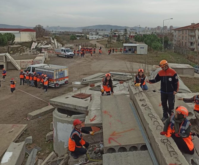 Bursa’da “Destek Afad Gönüllüsü” Eğitimleri Tamamlandı