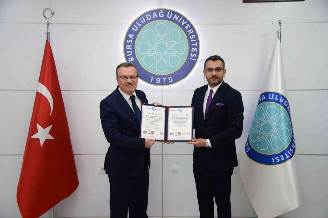 Buü Bilgi İ̇şlem Daire Başkanlığı Kalitesini Tescilledi