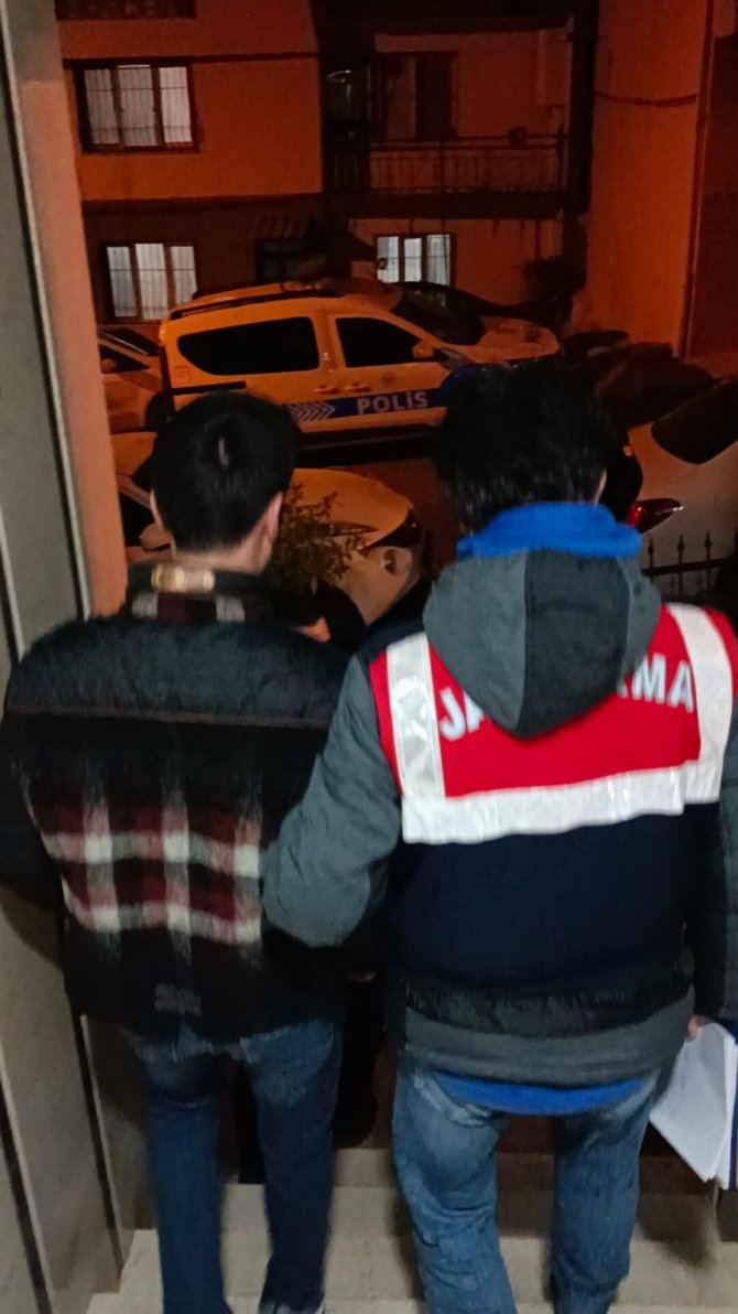 İ̇zmir Merkezli 12 İlde Fetö Operasyonu: 30 Gözaltı Kararı