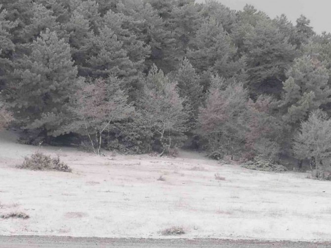Sungurlu’ya Mevsimin İlk Karı Yağdı