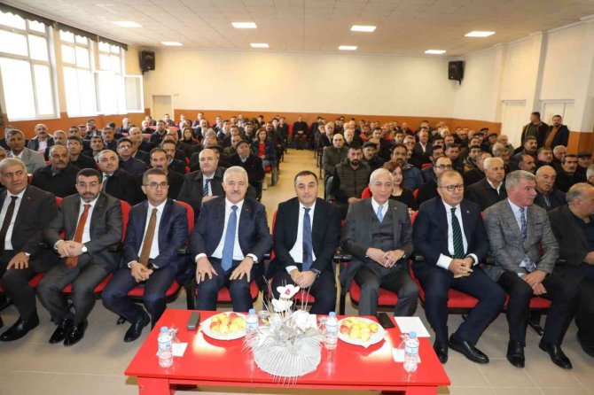 Kağızman’da Meyvecilik Paneli Düzenlendi