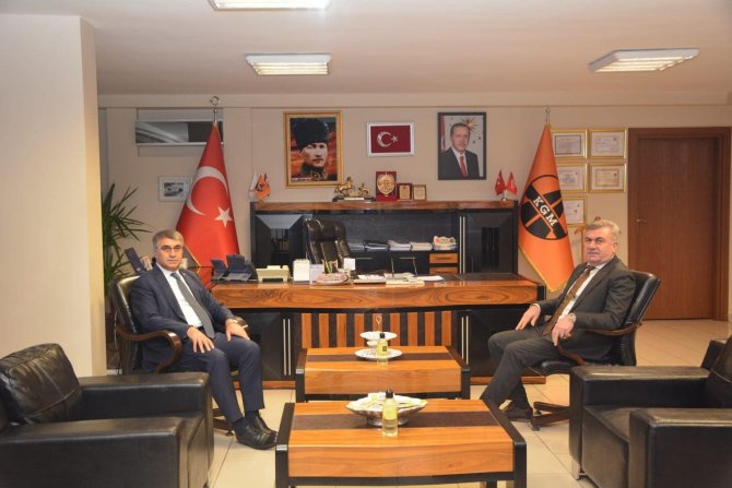 Vali Gürel Kentte Devam Eden Projeler İçin Kastamonu’da Bölge Müdürlerini Ziyaret Etti