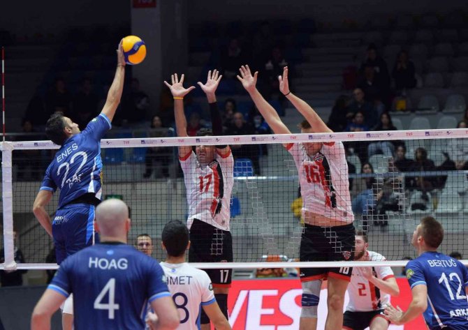 Arkas Spor, Bursa Büyükşehir Belediyespor’u Konuk Edecek