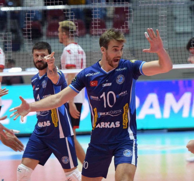 Arkas Spor, Bursa Büyükşehir Belediyespor’u Konuk Edecek