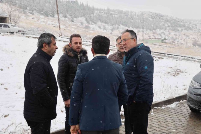 Başkan Savran, Kıratlıoğlu Ve Mehmet Akif Ersoy Mahallelerinde Vatandaşlarla Bir Araya Geldi