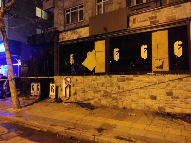 Silahlı Çatışmanın Çıktığı Eğlence Mekanında Kundaklama İddiası
