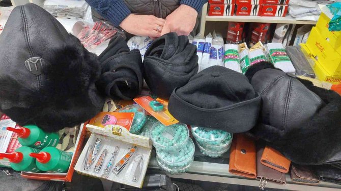 Soğuk Hava Bir Tek Onları Güldürüyor