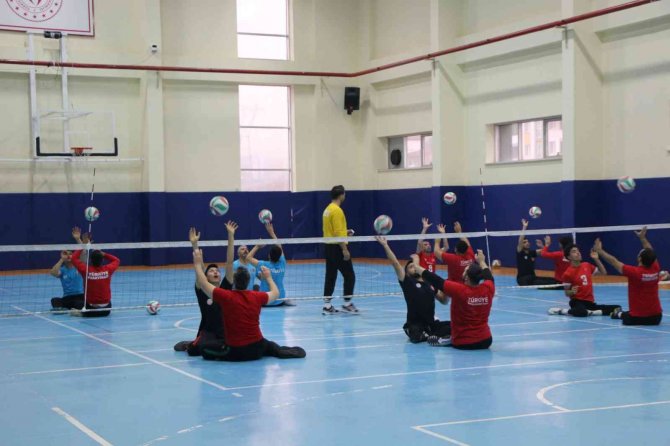 Paravolleyde Hedef 2024 Paris Olimpiyatları