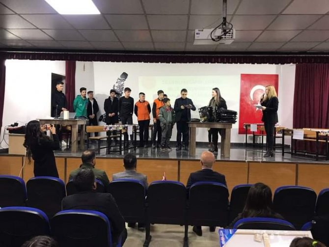 Dereceye Giren Öğrenciler Ödüllendirildi