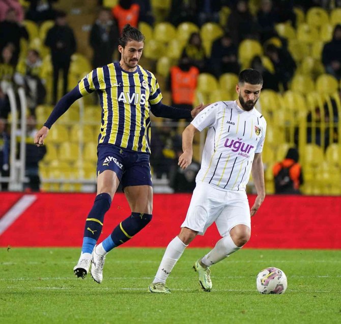 Ziraat Türkiye Kupası: Fenerbahçe: 2 - İ̇stanbulspor: 0 (İ̇lk Yarı)
