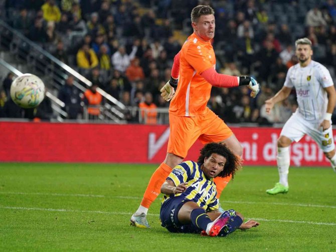 Ziraat Türkiye Kupası: Fenerbahçe: 3 - İ̇stanbulspor: 1 (Maç Sonucu)