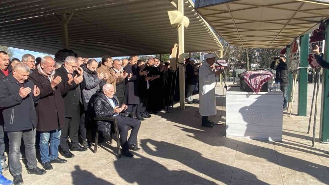 Demir Son Yolculuğuna Uğurlandı