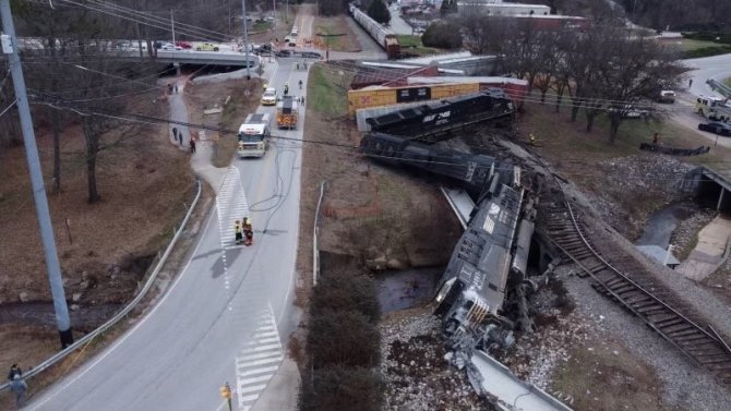 Abd’de Yük Treni, Hemzemin Geçitteki Römorku Biçti