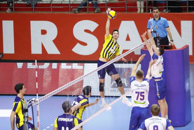 Axa Sigorta Kupa Voley: Fenerbahçe Hdı Sigorta: 3 - Hekimoğlu: 1