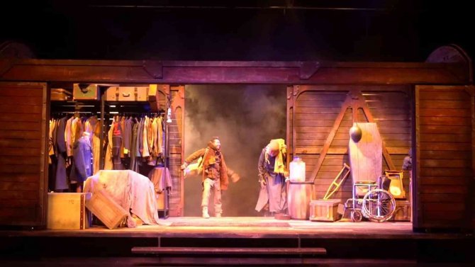 Erzurum Devlet Tiyatrosunda Oyun Zamanı