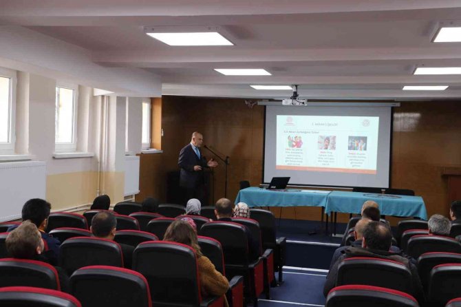 Bayburtlu Aileler Okullardaki Yerini Aldı