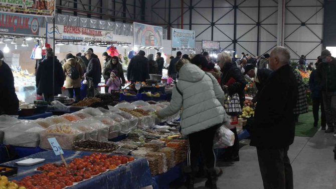 Yılbaşı Öncesi Kırklareli’nde Bulgar Yoğunluğu: Çuval Çuval Alıyorlar