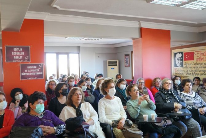 Başkan Atabay Chp’li Kadınlarla Buluştu