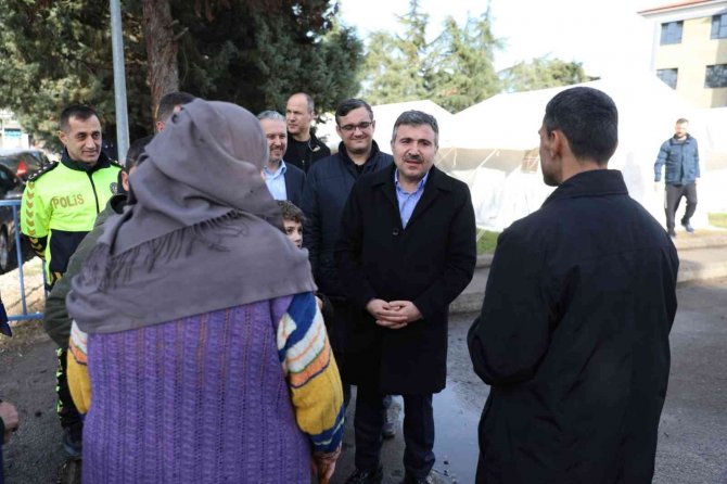 Düzce Depreminin Yaraları Sarılmaya Devam Ediyor