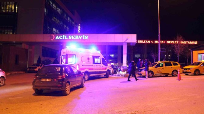 Edirne’de Otomobille Çarpışan Motosikletli Kurye Yaralandı
