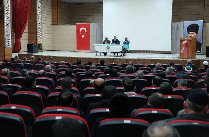 Aralık Ayı Mutat Personel Toplantısı Yeni Müftü Gül Başkanlığında Yapıldı